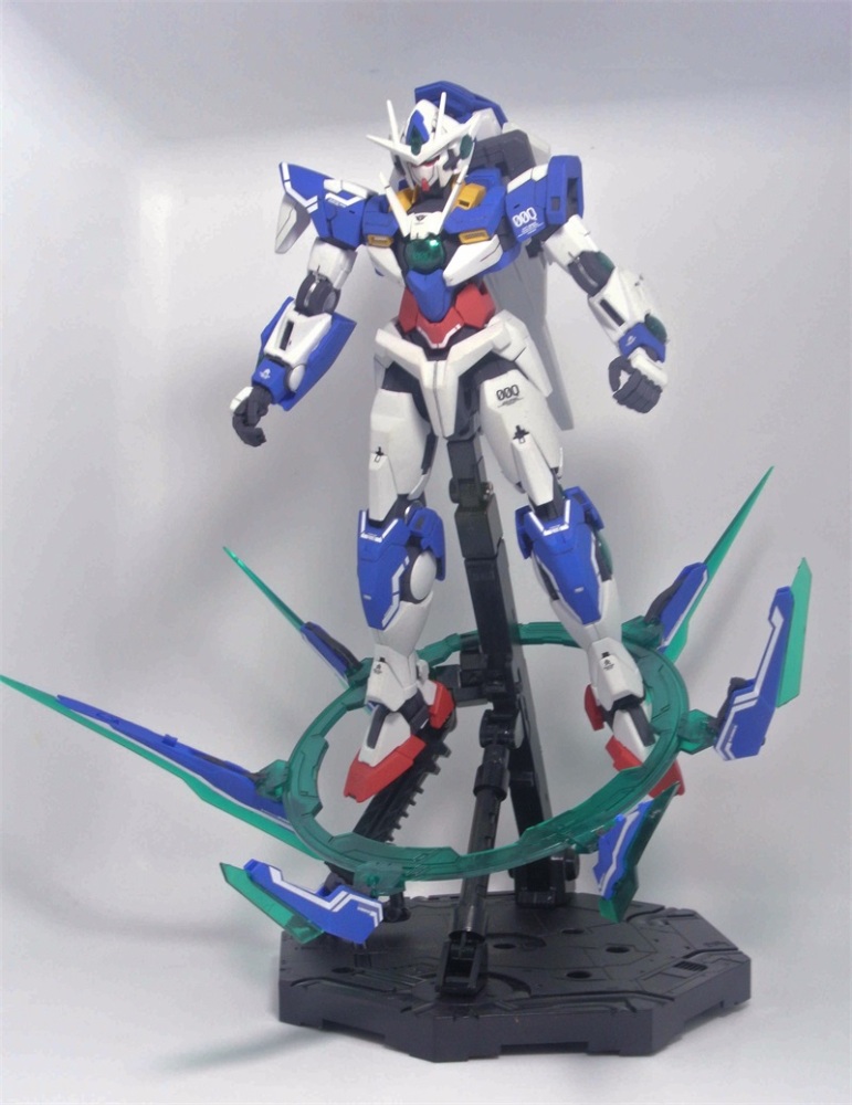 DABAN 6622 00 Gundam Qan [T] Full Saber 1/100 MG GNT-0000/FS Gundam