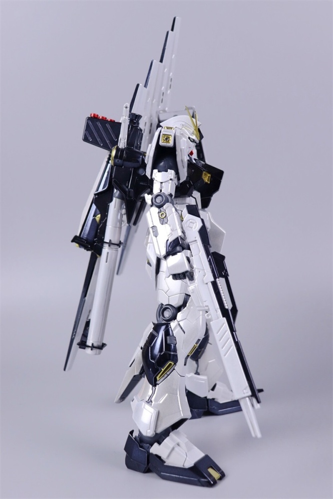 DABAN 6619S V Gundam Ver.Ka SPECIAL COATING 1/100 MG RX-93 Gundam