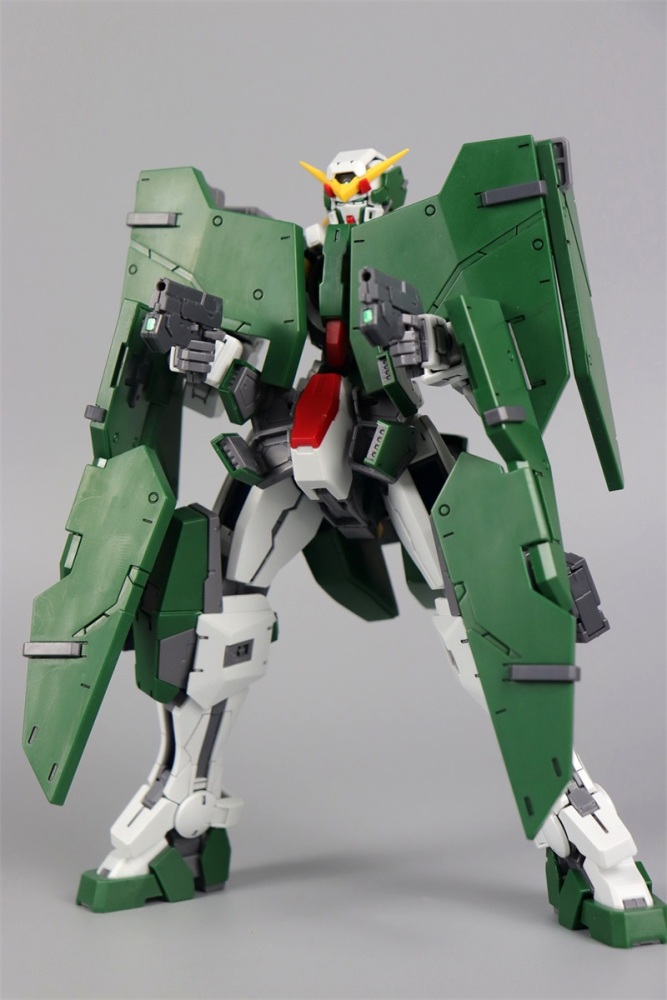 DABAN 6653 Gundam Dynames 1/100 MG GN-002 Gundam