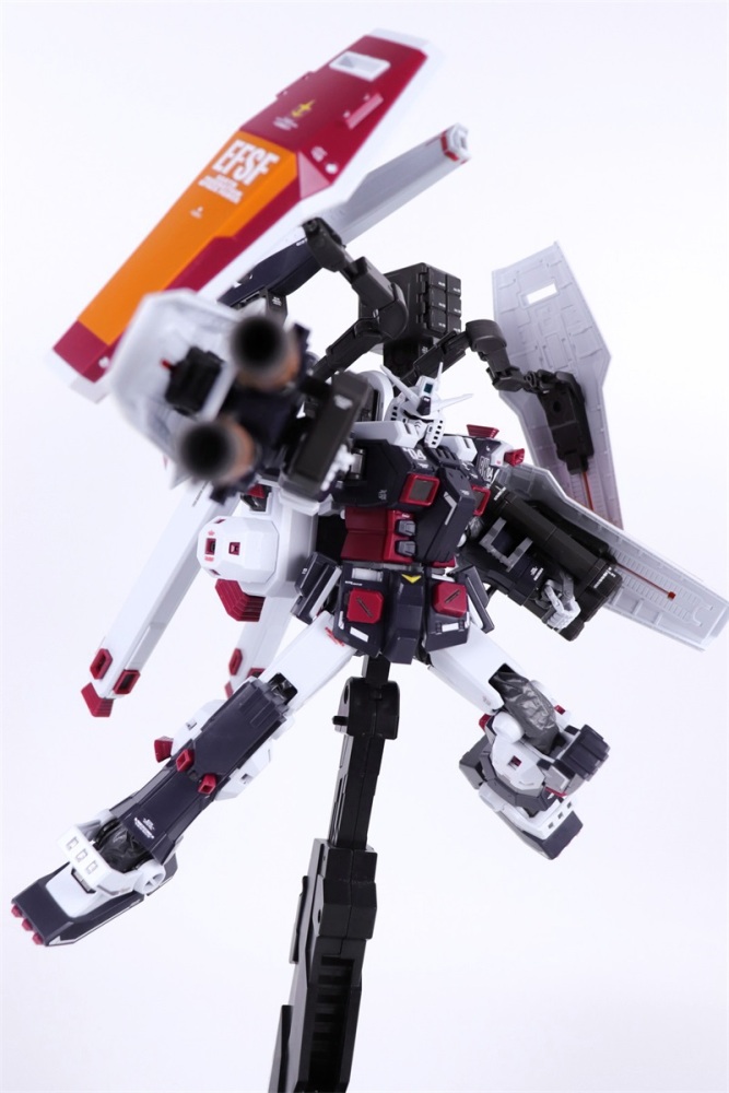 DABAN 6654 Full Armor Gundam Thunderbolt Ver. 1/100 MG FA-78 Gundam