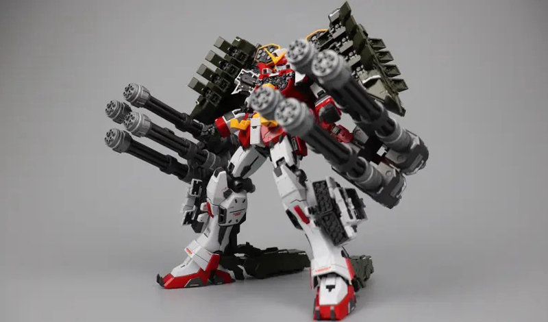 SUPERNOVA Gundam Heavyarms Custom With Igel Armament 1/100 MG XXXG-01H2 Gundam