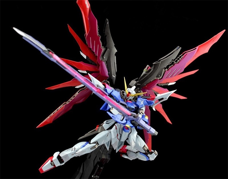 DRAGON MOMOKO Destiny Gundam 1/100 MG ZGMF-X42S Gundam