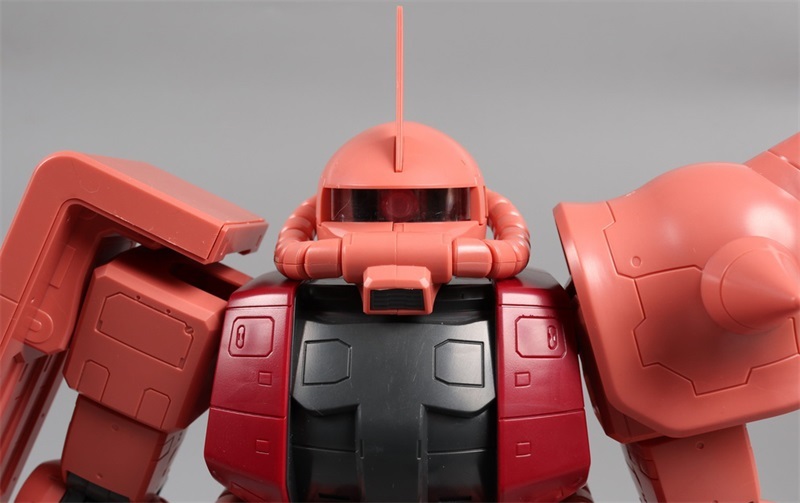 DABAN MEGA 1/48 ZakuⅡ Char's