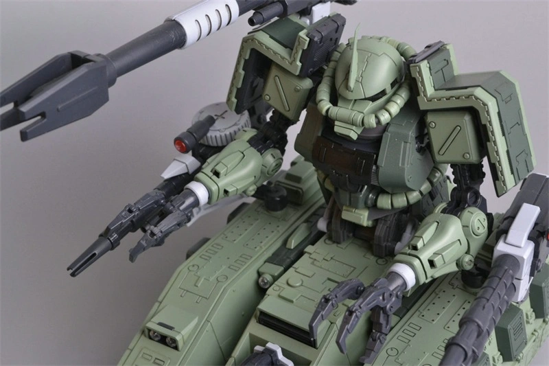MOTOR KING Zaku Tank 1/100 MG MS-06V