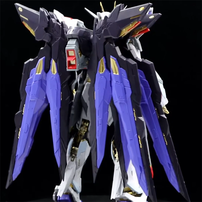 DABAN 8802S Strike Freedom Gundam SOUL BLUE Ver. With WING OF LIGHT 1/100 MG ZGMF-X20A