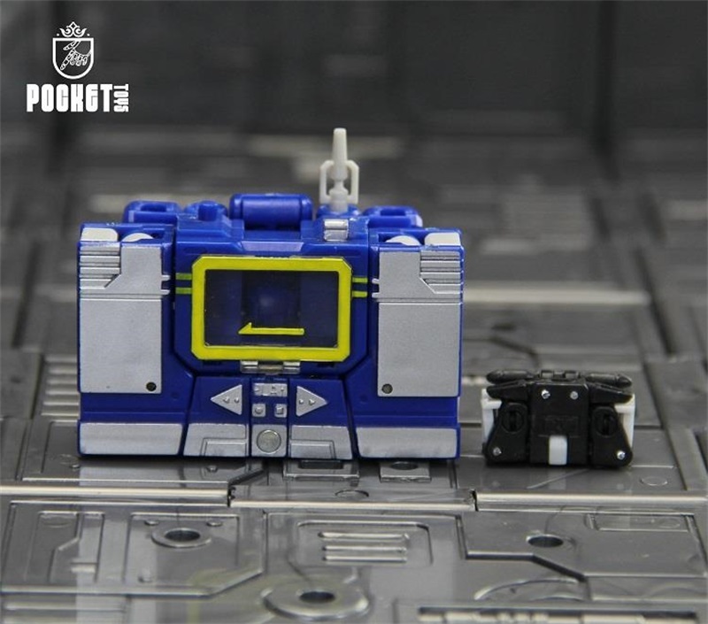 PocketToys (PT) 04 Soundwave T.S 04