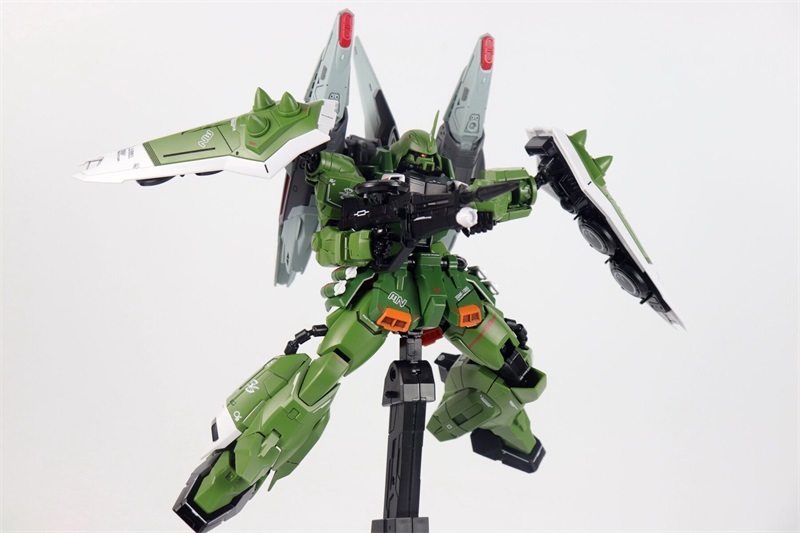 HUANYING BLAZE ZAKU PHANTOM / BLAZE ZAKU WARRIOR 1/100 MG ZGMF-1001/M