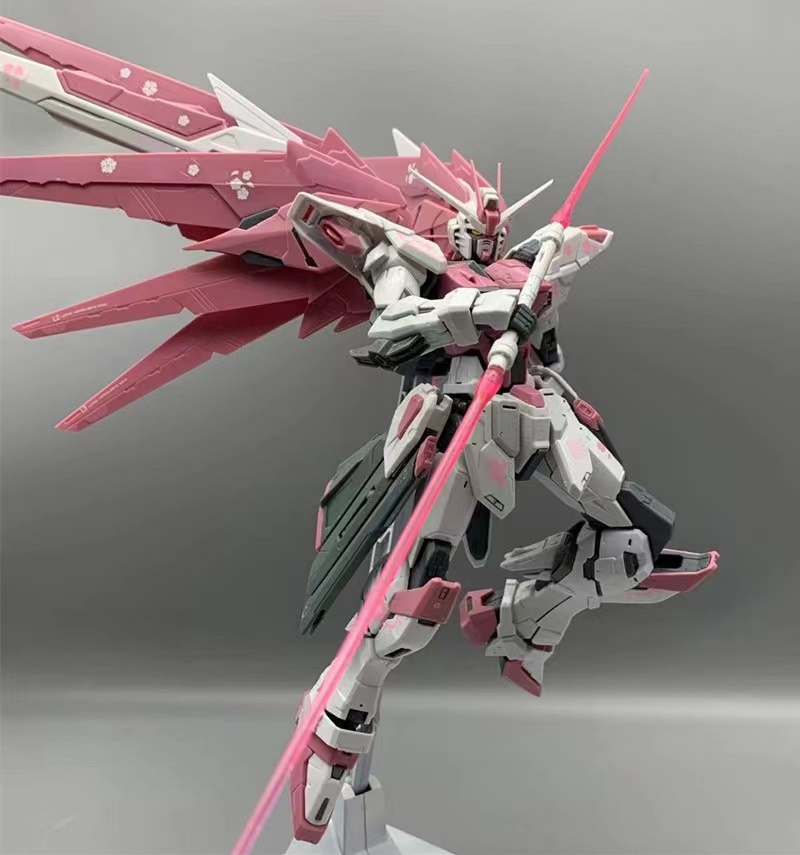 DABAN 6650 Sakura Pink Freedom Gundam VER.2.0 1/100 MG ZGMF-X10A Gundam