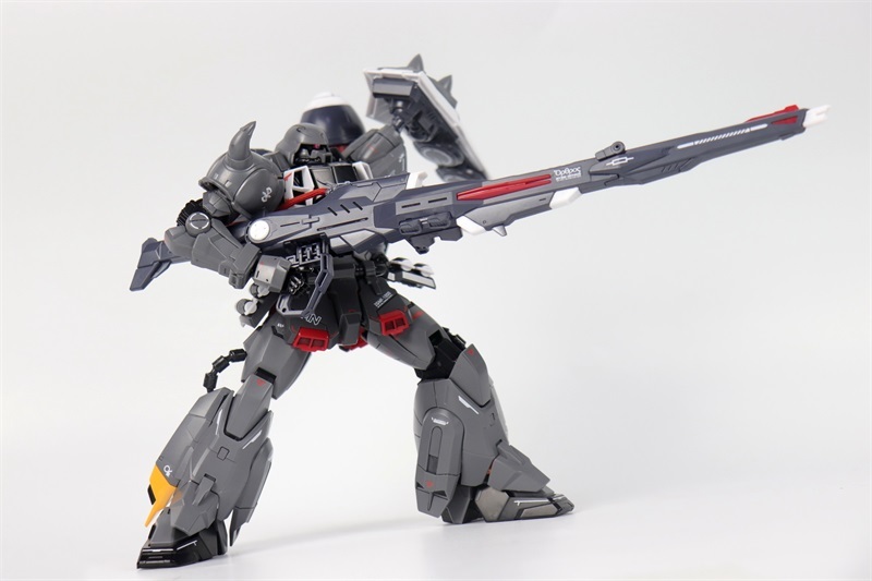 HUANYING BLAZE ZAKU [ Dearka Elsman Custom ] 1/100 MG ZGMF-1001/M
