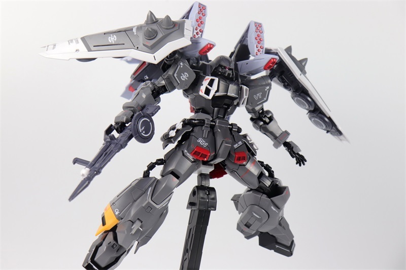 HUANYING BLAZE ZAKU [ Dearka Elsman Custom ] 1/100 MG ZGMF-1001/M