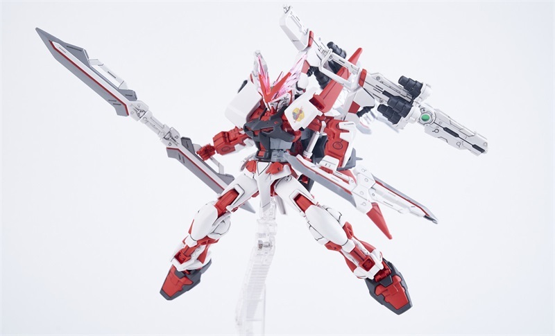 GAOGAO Gundam Astray Red Dragon 1/144 HG MBF-P02