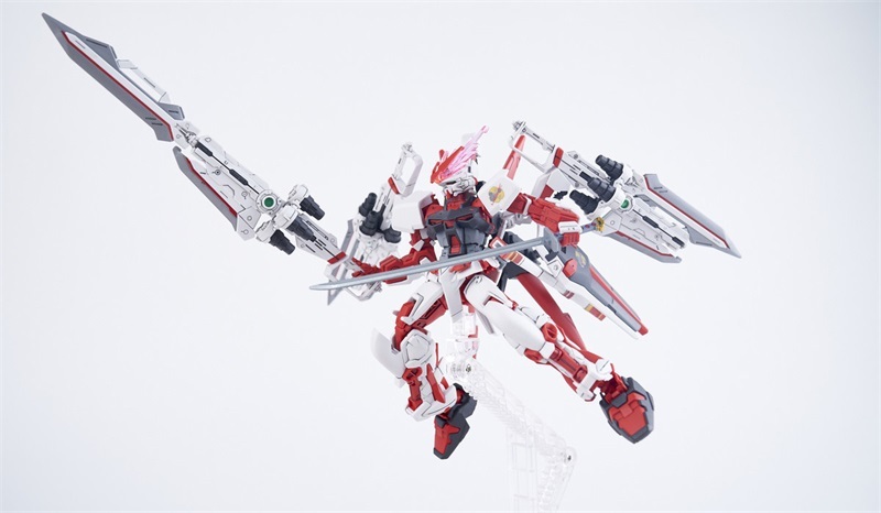 GAOGAO Gundam Astray Red Dragon 1/144 HG MBF-P02