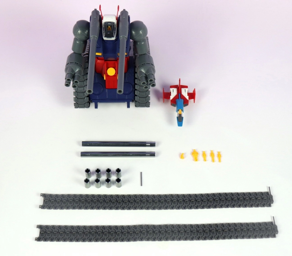 IRON MODEL GUNTANK 1/100 MG RX-75
