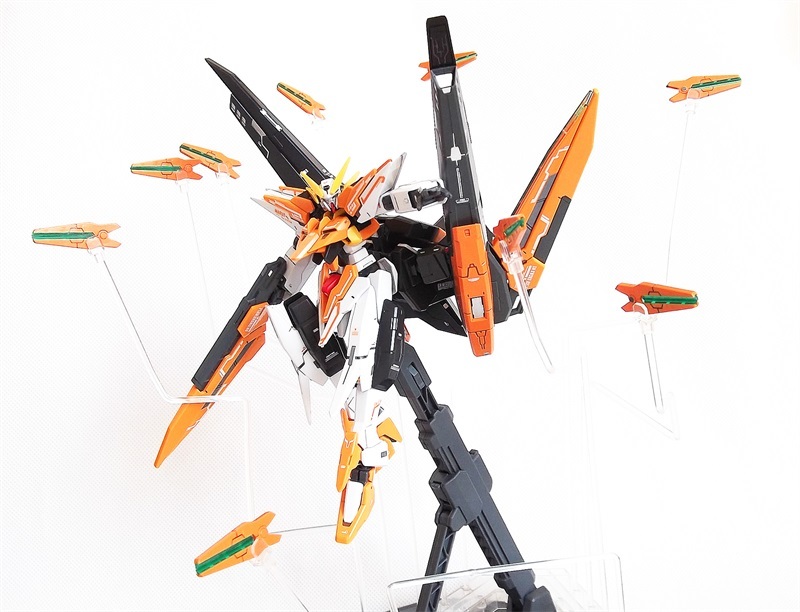 HS Gundam Harute 1/144 HG GN-011