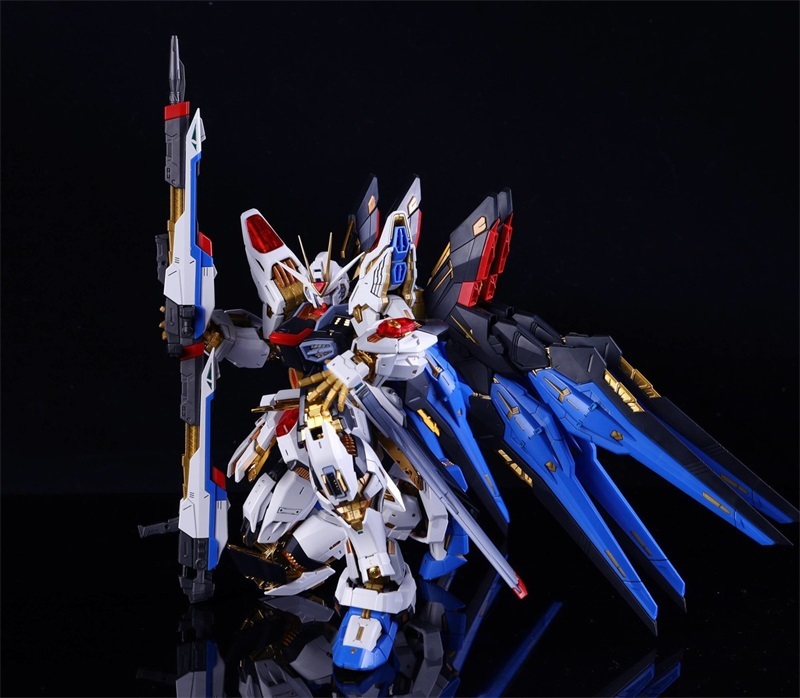 XUNXIN MGEX Strike Freedom Gundam 1/100 ZGMF-X20A