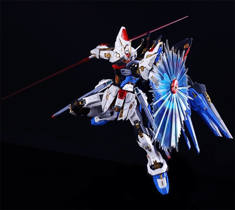 XUNXIN MGEX Strike Freedom Gundam 1/100 ZGMF-X20A