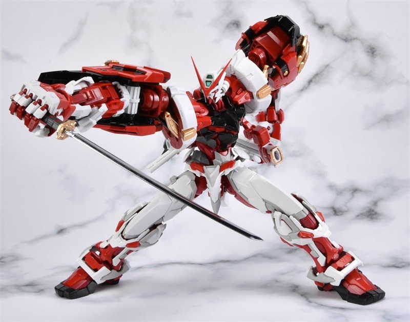 MJH MR Gundam Astray Red Frame Powered Red 1/100 MG MBF-P02