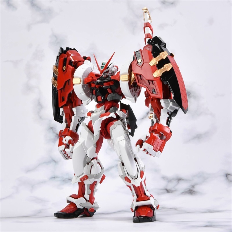 MJH MR Gundam Astray Red Frame Powered Red 1/100 MG MBF-P02