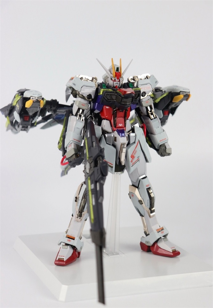 DABAN 8830 Lightning Strike Gundam 1/100 MG Lightning Striker P204QX