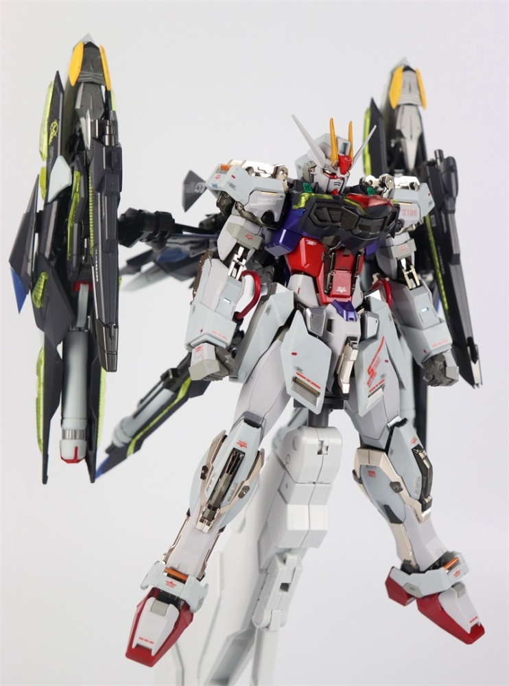 DABAN 8830 Lightning Strike Gundam 1/100 MG Lightning Striker P204QX