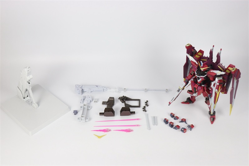 DABAN 8831 Justice Gundam 1/100 MG ZGMF-X09A