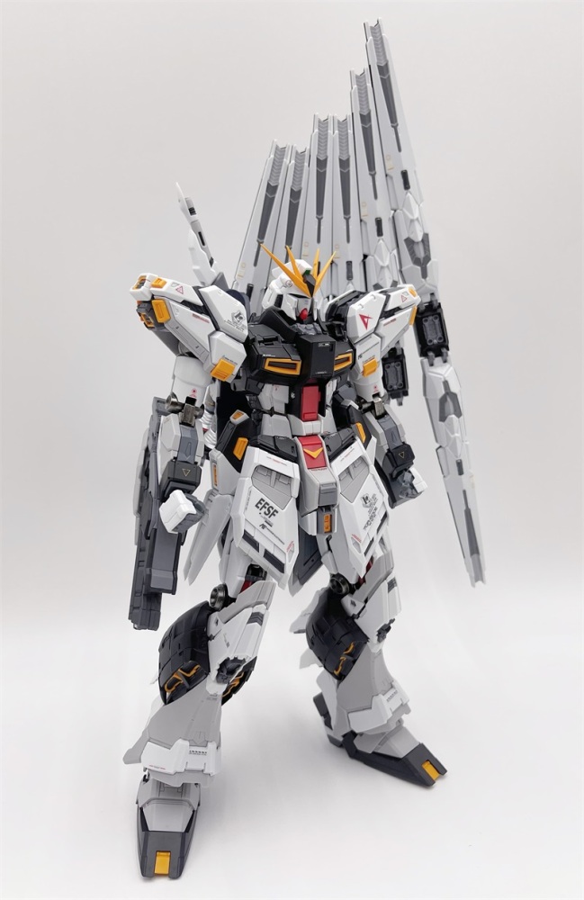 V-TIGER ν Gundam Ver.YUJIAO 1/100 MG RX-93