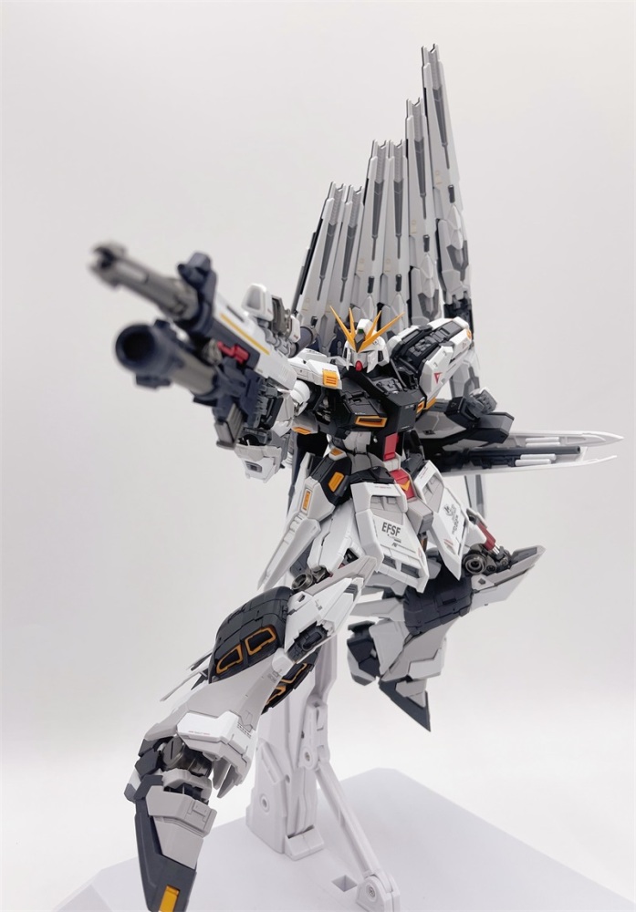 V-TIGER ν Gundam Ver.YUJIAO 1/100 MG RX-93