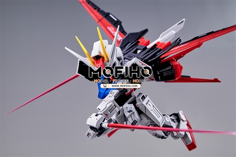 Aile Strike Gundam MGSD GAT-X105+AQM/E-X01