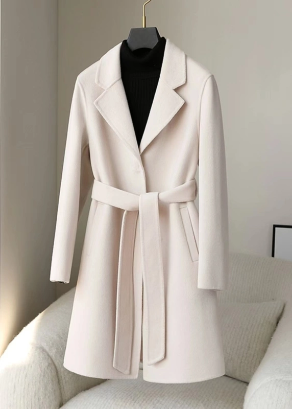 Cashmere coat