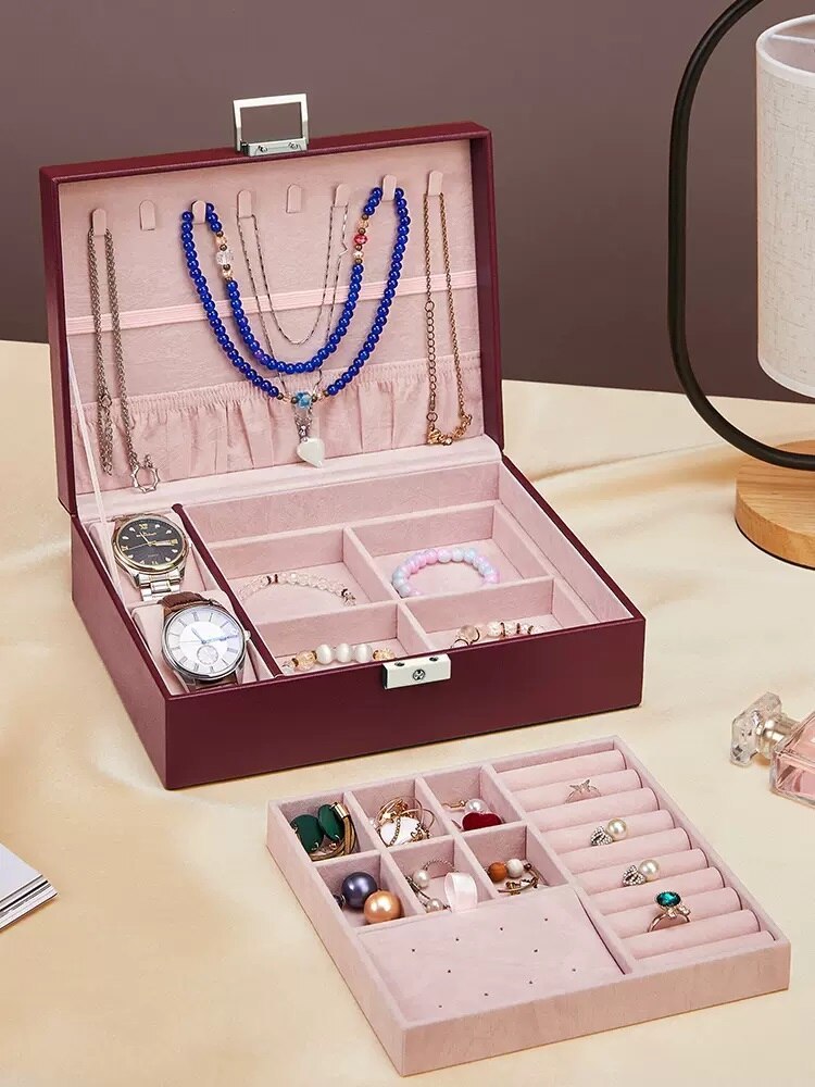 Alenvenew 2023 New High-End Exquisite Lock Net Red Necklace Earrings Bracelet Light Luxury Jewelry Storage Box