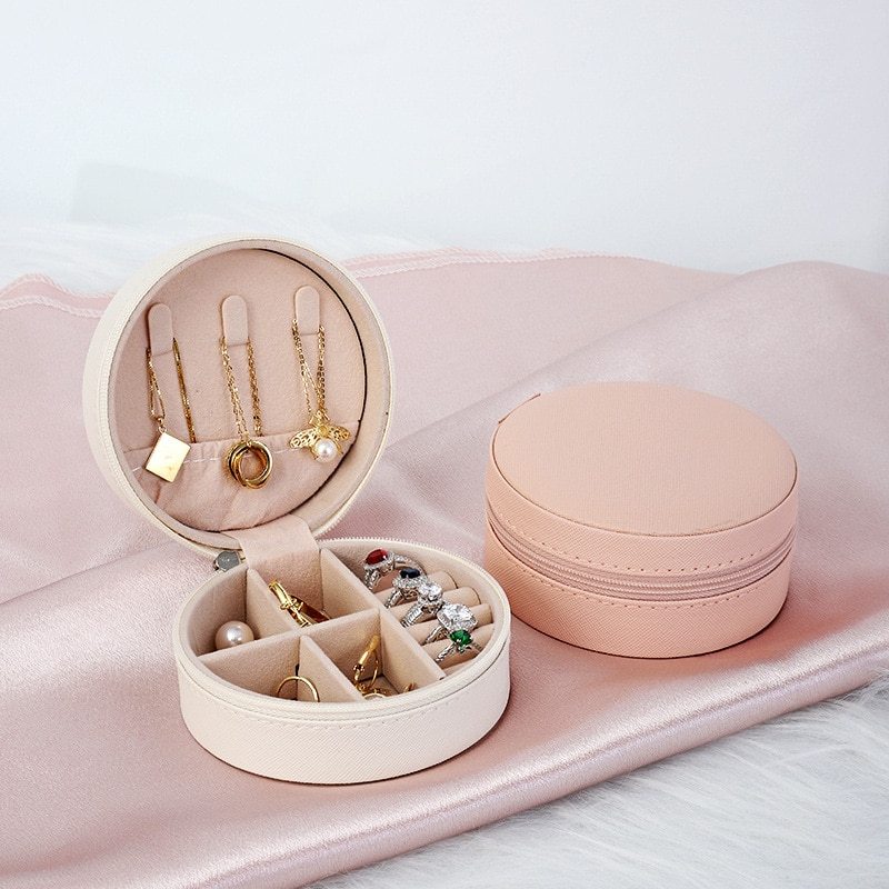 Alenvenew 2023 NEW Dustproof Jewelry Box for Women and Girls With Velvet Storage Earring Ring Necklace Bracelets