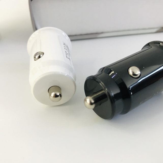 Fast Car Charger for Phone LZ-M03 Quick charge