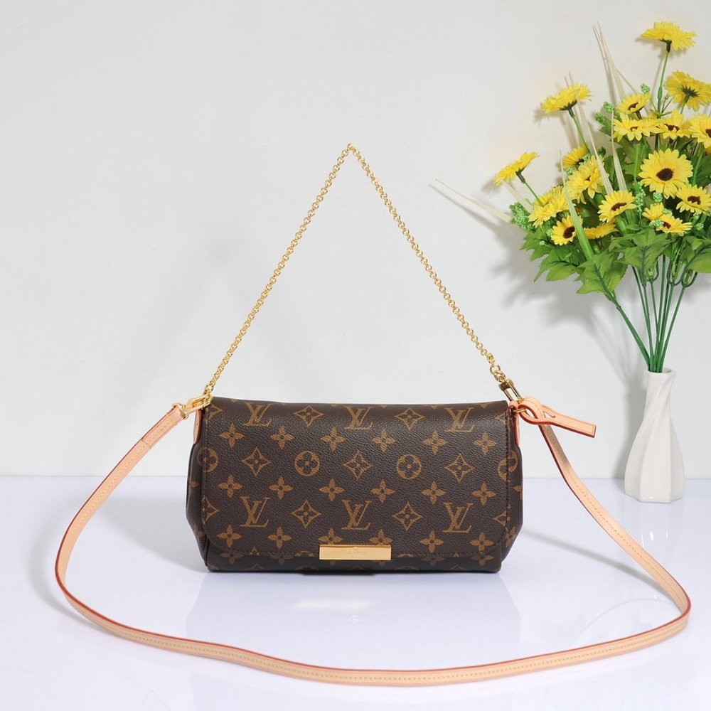 Louis Vuitton Favorite
