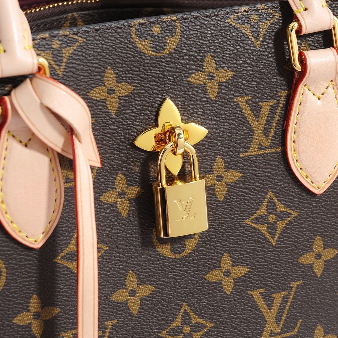 Louis Vuitton Montaigne