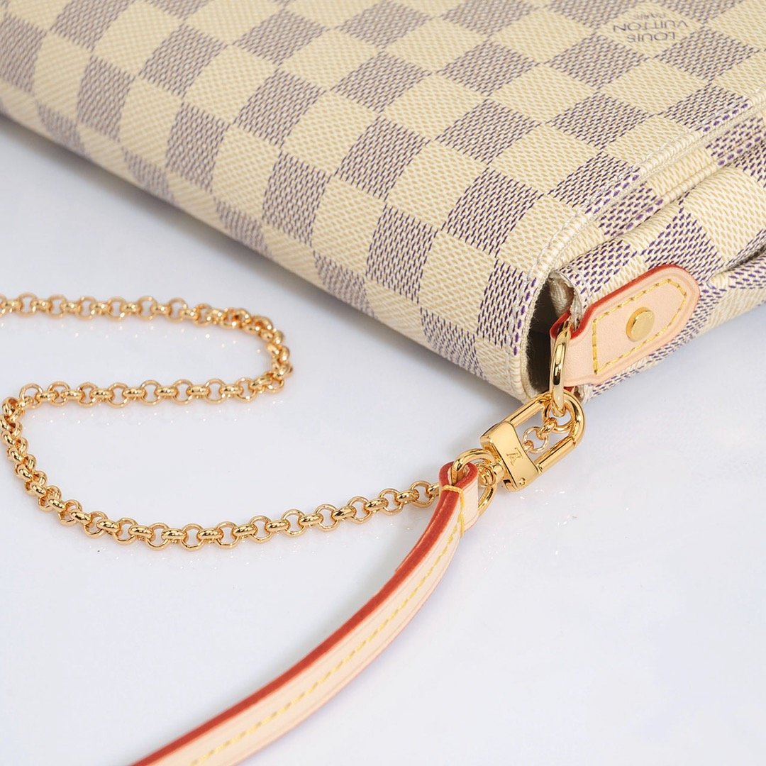 Louis Vuitton Favorite