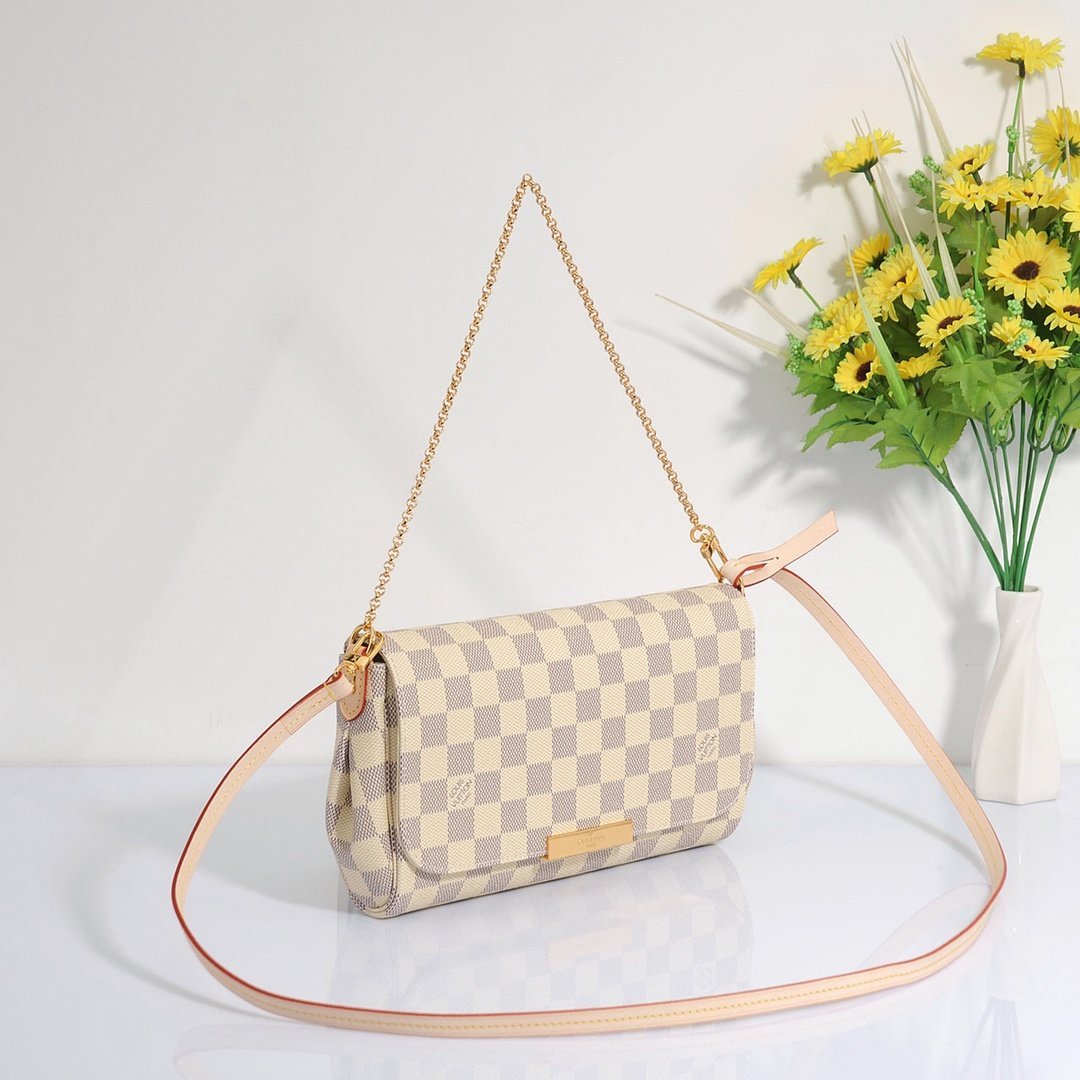 Louis Vuitton Favorite