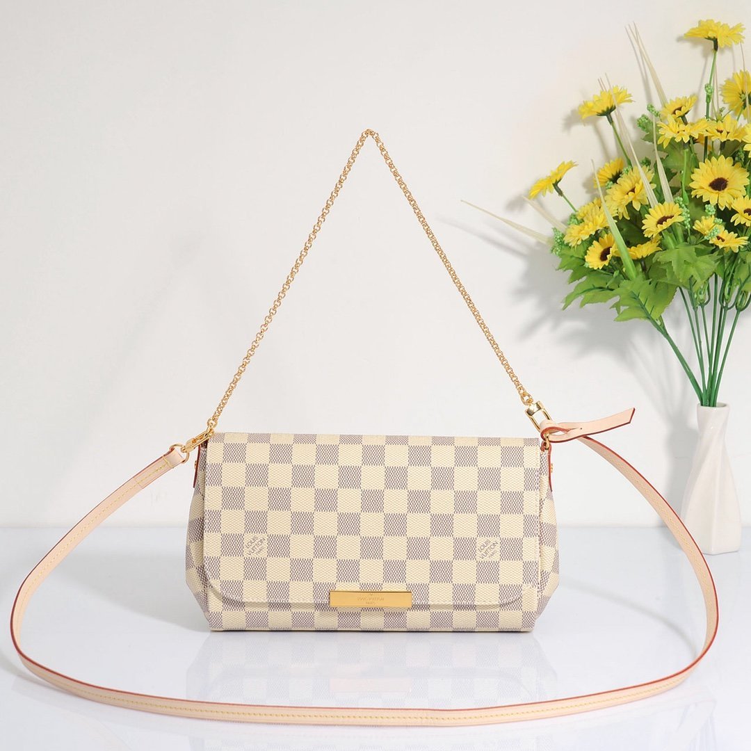 Louis Vuitton Favorite