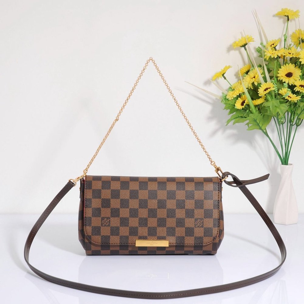 Louis Vuitton Favorite