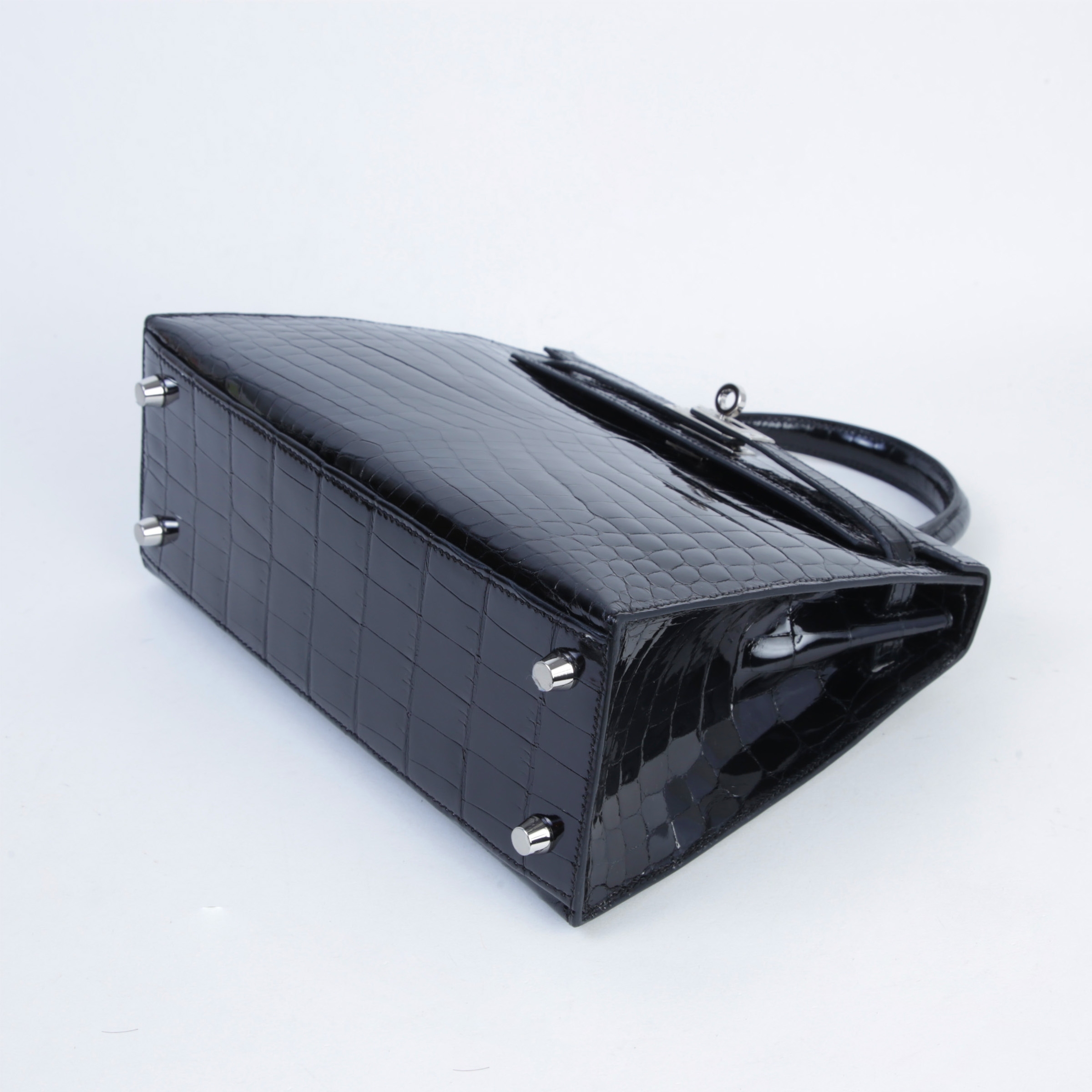 Hermès Kelly 25 Schwarz Shiny Alligator Palladium Hardware