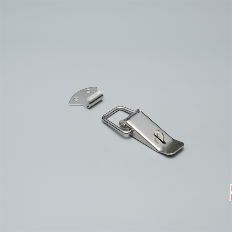 Защелка для ящиков лягушка усиленная с проушиной L=90