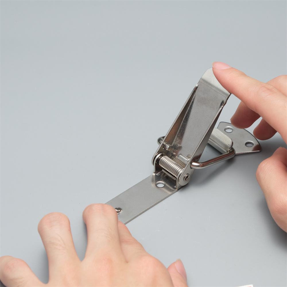 Замок-защелка лягушка L=105 нержавеющая сталь