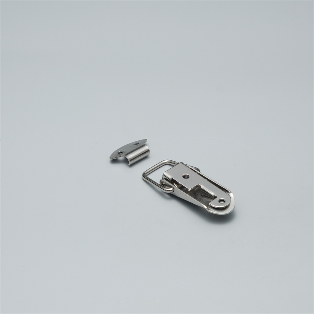 замок типа лягушка защелка с пружиной для ящиков и кейсов c ушком L=76