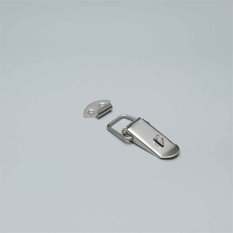 замок типа лягушка защелка с пружиной для ящиков и кейсов c ушком L=76