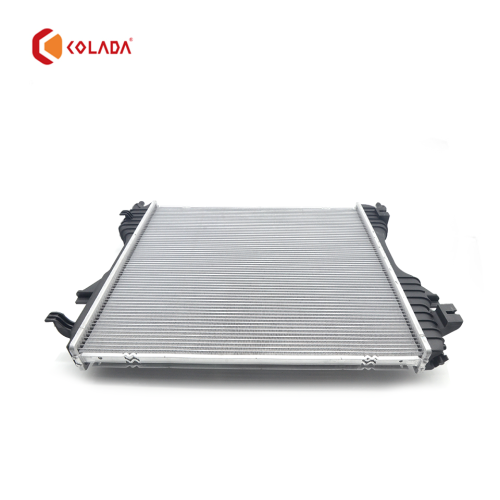 C2D38733 Engine Cooling Radiator