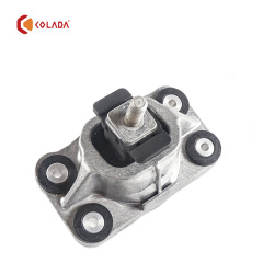 LR057721 Engine mount