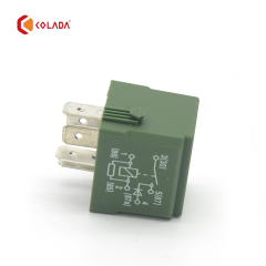 0025427619 Fuel Pump Relay