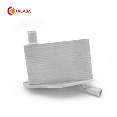 LR041422 Engine Oil Cooler