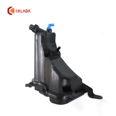 COLADA Auto Parts Coolant Expansion Tank OEM 17137607482 1713 7607 482 for BMW 1 series 3 series X1 Z4 E84 E88 E89 E90 E91 E92 E93 E87 LCI E87 E90 LCI