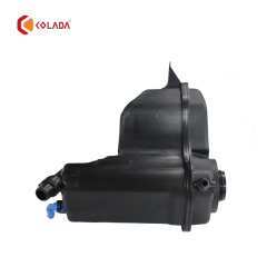 COLADA Auto Parts Coolant Expansion Tank OEM 17137607482 1713 7607 482 for BMW 1 series 3 series X1 Z4 E84 E88 E89 E90 E91 E92 E93 E87 LCI E87 E90 LCI