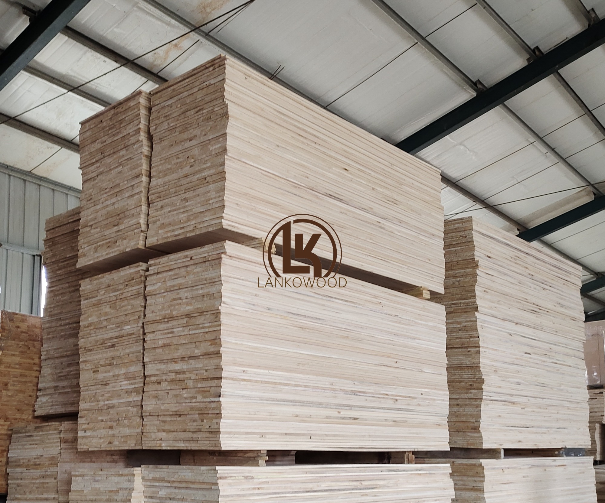 Moisture 8%-13% LVL Plank Pine LVL for Home Decoration for Packing - China  LVL Laminated Veneer Lumber, Pine LVL